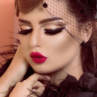 تألقي بشرتك وأنت في عمر الخمسين