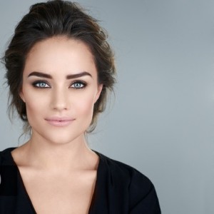احصلي على حواجب مثالية