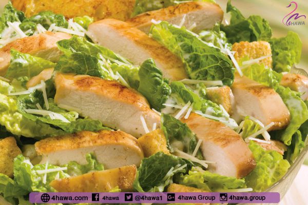 طريقة عمل سلطة سيزر الدجاج