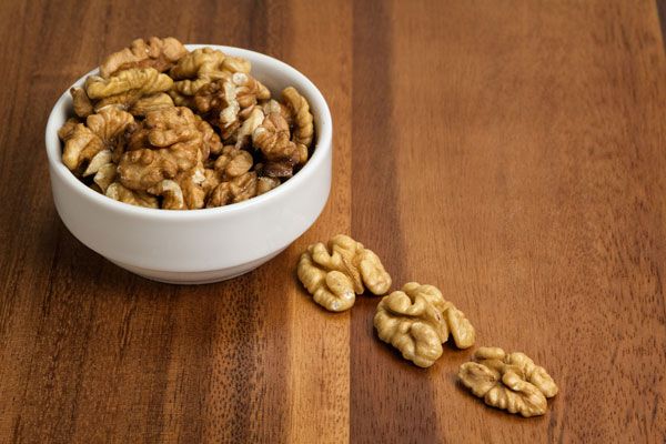 مكسرات وبذور مقاومة للتجاعيد والتقدم في السن