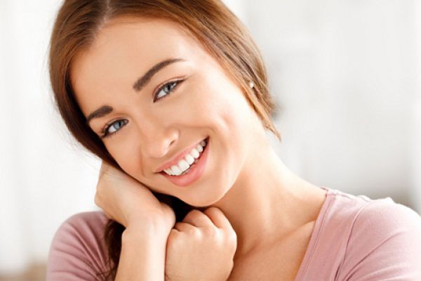 قائمة بالابتكارات الجمالية المضرة بالصحة